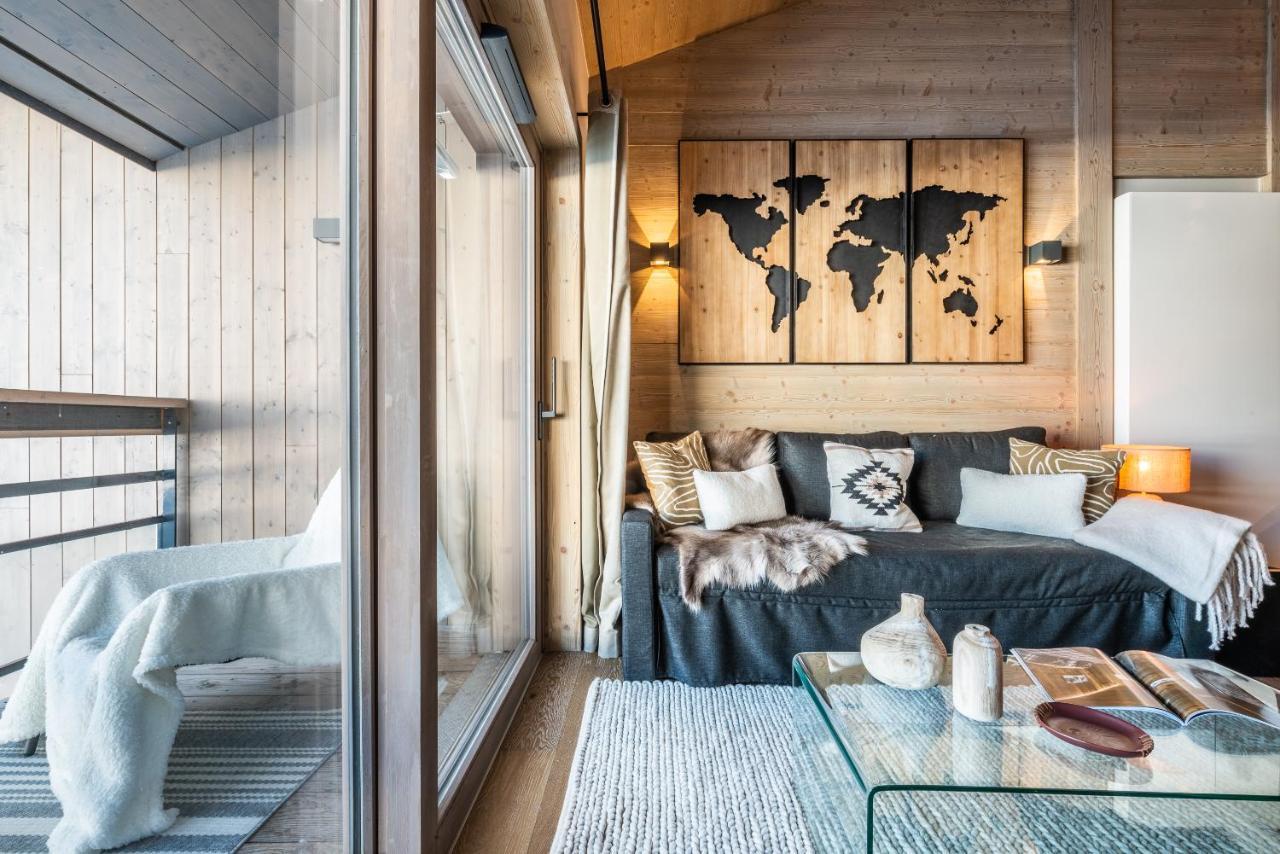 Apartment Phoenix Village - By Emerald Courchevel